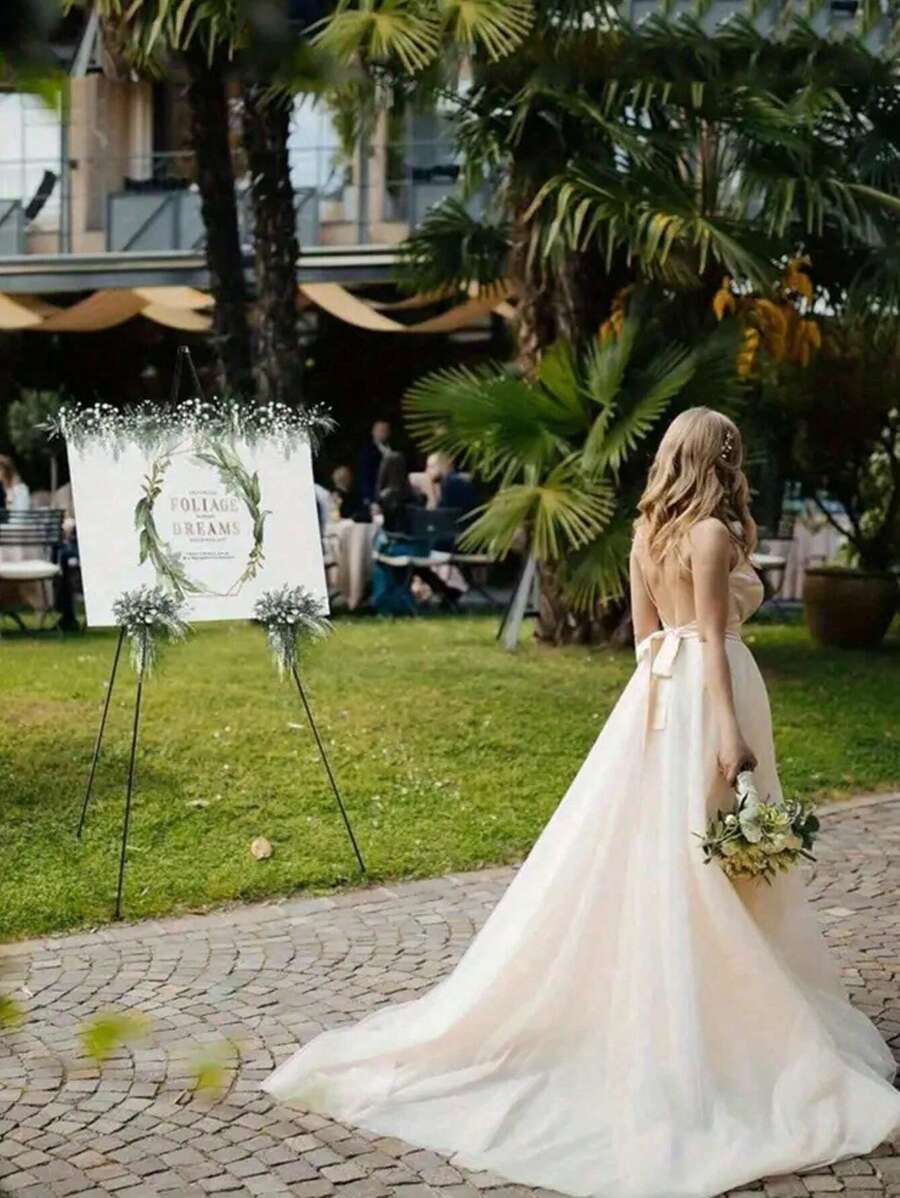 1 Giá đỡ trưng bày bằng kim loại chất lượng cao Giá đỡ trưng bày có thể thu gọn, có thể điều chỉnh độ cao, chống trượt, trang trí tiệc cưới, giá đỡ có thể gập lại để trưng bày, giá đỡ trên sàn cho biển báo, chân máy màu đen cho biển báo và áp phích đám cưới, giá đỡ bảng chào mừng, giá đỡ tranh kim loại có thể điều chỉnh trên sàn lớn, đế màu đen, quà tặng lễ Phục sinh, giá đỡ trưng bày bằng kim loại chất lượng cao, đồ dùng cho tiệc đính hôn, phụ kiện trang trí tiệc sinh nhật - Nhiều màu - Xem 1