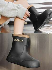 时尚女士雨靴，防水中筒靴一体成型防滑雨鞋成人户外穿着