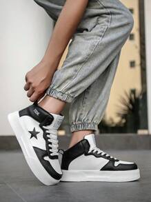 Men's Black & White Comfortable Thick Sole Shock-Absorbing High-Top Street-Style Casual Sports Shoes, Personalized Star Print Leather Upper Splicing High-End Minimalist Outdoor Non-Slip Flat Shoes