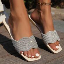 Summer New Flat Heel Rhinestone Slippers Women Fashion All-Match Rhinestones Sandals Outdoor Beach Slides Slippers