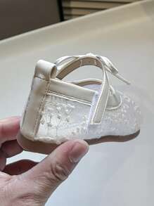 Sapatilhas femininas de bico redondo vazado, modelo slip-on, com estampa floral, confortáveis e com cadarço, elegantes e modernas. - Bege - Ver 6