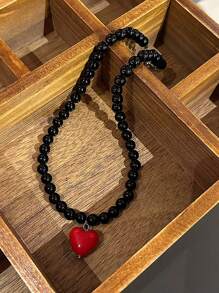 1pc Fashionable Minimalist Glass Bead Necklace With ABS Plastic Heart Charm, A Gift Or Everyday Wear