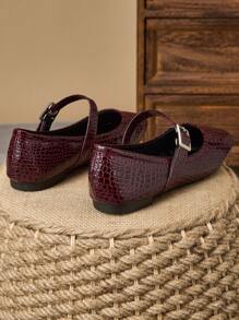 MonaNise Chaussures plates confortables pour femmes avec boucle et bout carré, noir avec ruban, polyvalentes pour les vacances, les voyages, les sorties d'automne, les bureaux. Babies babies - Rouge foncé - Voir 6