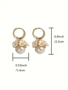 زوج أنيق ورقيق من أقراط الحلقة المزخرفة بزهور اللؤلؤ الصناعي، مناسب للفتيات، أقراط فريدة وعصرية مرصعة بالكريستال، أقراط اللؤلؤ الصناعي على الطراز البوهيمي الأنيق مزينة بتفاصيل زهرية ولامعة