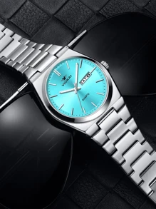 A Stylish, Fashionable, Casual, Business, Minimalist, High-End, Calendar, Stainless Steel Round Men's Watch.