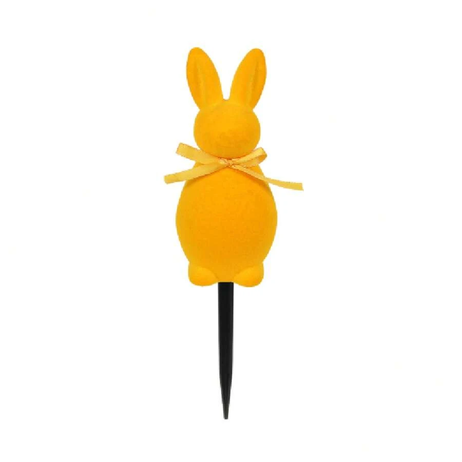 Statues - Yellow - View 1