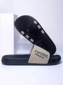 Plus Size Men Non-Slip Soft Sole Fashionable Versatile Slip-On Slippers For Indoor & Outdoor Wear - Black and Gray - View 2