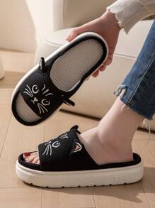 OBOVAY Dép đi trong nhà hình mèo con hoạt hình cho nữ, đế bằng, nhẹ, hở mũi, dép xỏ ngón có lông, mọi mùa - 1pc màu đen thoáng khí - Xem 2