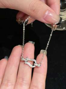Sparkly Horseshoe Decor Zirconia Bracelet, Minimalist Design, And Versatile Accessory