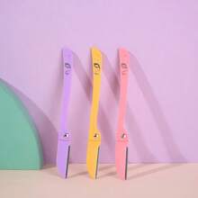 1 Set Consists Of Three Foldable Eyebrow Trimmers. They Are Colorful And To Use, Making Them Suitable For Beginners To Practice Eyebrow Trimming.