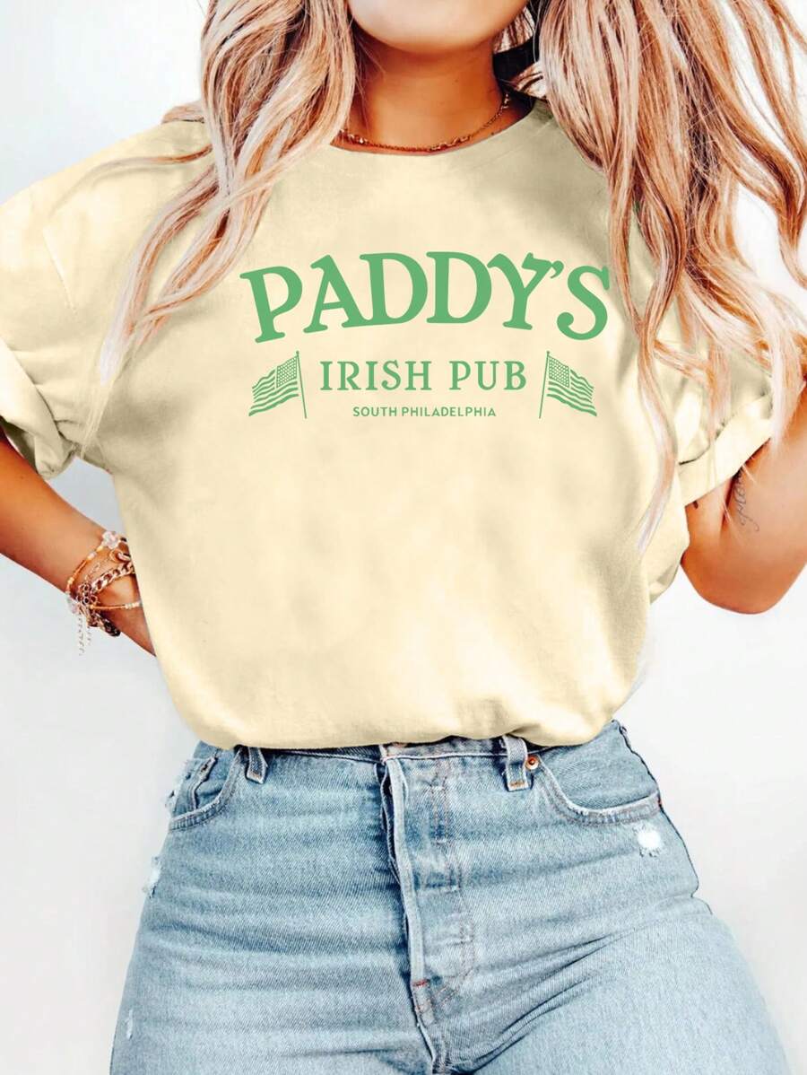 Paddy's Irish Pub Cartoon Letter Graphic Print T Shirt, Short Sleeve Crew Neck Casual Top For Summer & Spring, Women's T-Shirt - 杏色 - 查看 1