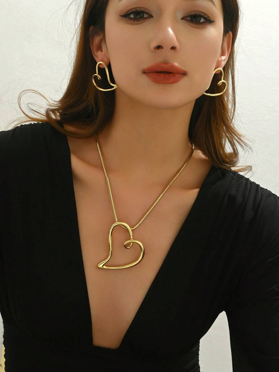 1pc Metal Hollow Heart Necklace And 1 Pair Earrings Set, Minimalist Fashion Style, Suitable For Parties & Gifting