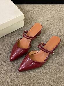 Sandalias de tacón grueso con punta puntiaguda patentado para mujer, nuevas sandalias de verano 2025 suave con punta cerrada y tacón medio versátil sin talón, sandalias de tacón alto puntiagudas patentado negro sin talón versátiles para mujer, nuevas bombas de tacón grueso con tira y punta cerrada para el verano