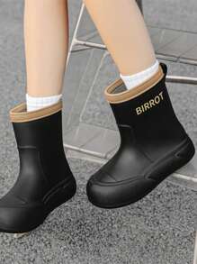 时尚女士雨靴，防水中筒靴一体成型防滑雨鞋成人户外穿着
