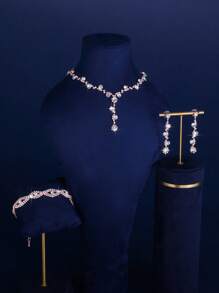 4 Stücke/Set elegantes Kristallschmuckset mit Strass - Ohrringe und Halsketten, Armbänder, Ringe - geeignet für den täglichen Gebrauch von Frauen, Hochzeiten, Partys usw.