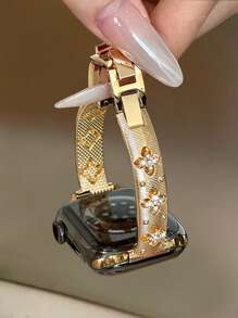 1pc Compatible With Apple Watch Band AppleWatch Strap Slim Gold Metal Bracelet Band Compatible With Apple Watch Women - Floral Openwork Carving Rhinestone Geometric Pattern, Tool-Free Adjustable Strap Gift For Her, Compatible With Apple Watch 38/40/41/42/44/45/49/46 Mm, Compatible With Apple Watch Ultra3/2/1/Se/S10 9/8/7/6/5/4/3/2/1, Apple Watches Accessories, All-Season Fashion Jewelry Accessories