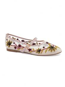 Elegant Floral Embroidered Mesh Flat Shoes For Summer - Beige - View 2