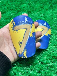 1 Pair 10*6cm Collector's Club Classic Color Football Shin Guards, Size 7, Waterproof & Dust-Proof - Yellow - View 10