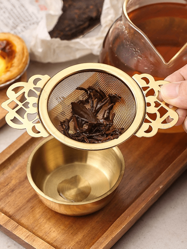 1pc Golden And Silver Stainless Steel Tea Strainers! These Stylish Tea Filters Are Amust -Have For Tea Lovers. Use Them At Home To Brew A Perfect Cup Of Loose -Leaf Tea, Or Take Them To The Office For Refreshing Break. Back To School
