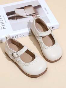 1 para dziewczęcych eleganckich skórzanych płaskich butów z kwiatowym wzorem, odpowiednich na lato