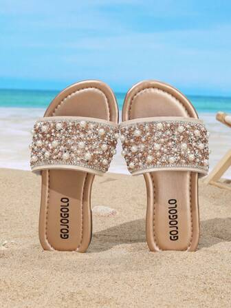 一双夏季新款手工胶钻闪亮设计舒适可爱女童宝宝拖鞋时尚优雅户外派对休闲沙滩拖鞋