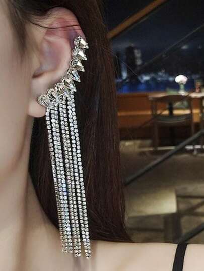 1 paire de boucles d'oreilles élégantes et à la mode, ornées de strass. Boucles d'oreilles de soirée glamour avec franges et zirconium