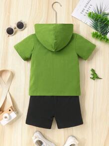 Set de 2 piezas, informal y lindo para niños pequeños, de algodón, suave, cómodo, transpirable, con capucha con estampado 3D de cara sonriente y pantalones cortos deportivos de unicolor, adecuado para el verano, el día a día, vacaciones y fiestas
