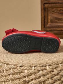 1 Paio di scarpe da vestito in pelle rossa per bambine, scarpe uniformi scolastiche da principessa, con punta tonda, decorazione fiocco, in morbida pelle, per sfilate, carine e alla moda