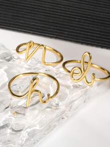 1 Stück minimalistischer, kleiner Initialen-Ring für Frauen, goldplattiert, Draht Stapel-Ring Buchstaben A-Z, Verlobungs- und Hochzeitsschmuck Geschenkidee