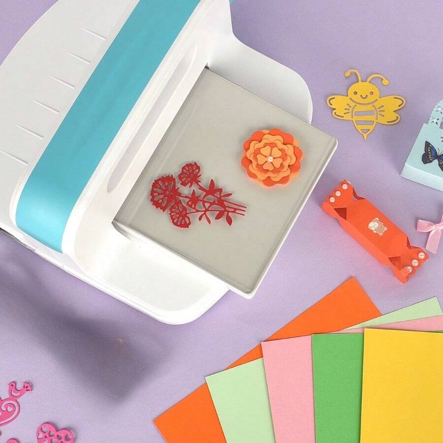 1 szt. Narzędzie do cięcia i wytłaczania ze stali węglowej, przenośna ręczna maszyna do papieru w formacie A4 do tworzenia kartek okolicznościowych