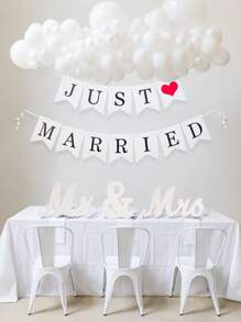 4pcs/Set Mr & Mrs Sign Banner With Ribbon For Wedding Table, Vintage Mr & Mrs Letters For Dessert Table, Wedding Table Stand Sign, Wedding Party Decor, Couple Gift, Home Decoration Gifts Birthday Graduation