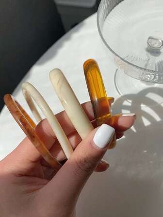 4入組復古樹脂琥珀圖案亞克力手環，女性時尚百搭