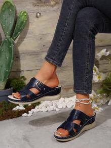 Elegant & Versatile! Oversized Women's Woven Decor Platform Slippers, Fashionable Steps For Every Walk