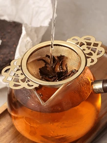 1pc Golden And Silver Stainless Steel Tea Strainers! These Stylish Tea Filters Are Amust -Have For Tea Lovers. Use Them At Home To Brew A Perfect Cup Of Loose -Leaf Tea, Or Take Them To The Office For Refreshing Break. Back To School