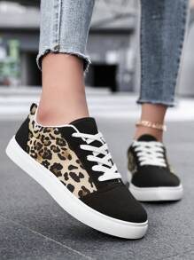 Tênis Esportivo Casual Feminino, Tênis de Lona da Moda, Tênis de Skate com Sola Macia, Tênis Leisure para Uso Externo, Tênis Esportivos de Estilo Universitário, Tênis de Cano Baixo em Plus Size