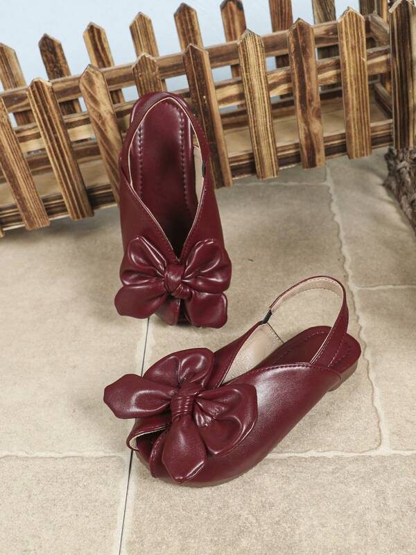 صنادل أطفال بناتية ذات قاع ناعم مقاوم للانزلاق، صنادل بناتية مسطحة، إصدار جديد لربيع وصيف عام 2025