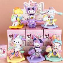 Sanrio 1 set de boîtes mystères, personnages à motifs aléatoires, collection de statuettes Sanrio Black Beauty, personnages 3D unicornes à tonalités claires et sombres, parfait pour la décoration de bureau et les cadeaux, idéal pour les anniversaires et les fêtes, cadeaux licornes