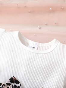 2-delars set Casual Elegant Söt Söt Babyflicka Höstoutfit, Mjuk & Bekväm, Leopardmönstrad Layered Volang Rosettklänning, Med Pannband Och Strumpor - Multifärgad - Visa 3