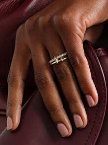 BALMORA 1 Stück 925er Sterling Silber Ring mit ineinander greifendem Design, eingelegt mit synthetischem Zirkonia, zweifarbig blockierter Handschmuck für Damen Mode, europäischer und amerikanischer Hip-Hop Stil, Schmuckstücke zum Layering, Geburtstagsgeschenk, Schmuckgeschenk