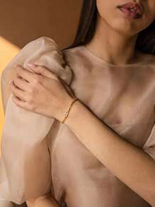 女士个性化首字母手链 - 优雅的 18K 镀金不锈钢精致链条手链，适合日常佩戴，是送给她的完美礼物，珠宝配饰 - 銀色 - 查看 4