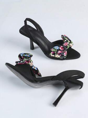 女士时尚百搭尖头蝴蝶装饰细跟凉鞋