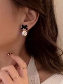 1 Paar kreative einzigartige Schleifenohrringe, süße elegante Mädchenohringe, modischer Schmuck