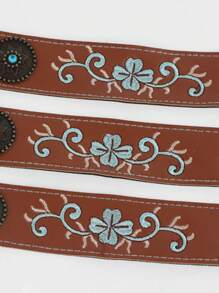 1 件复古刺绣饰边配棕色皮革和金属镶嵌，复古头带发饰