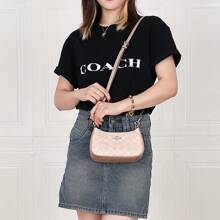 Coach Teri 20 Bolsas de Ombro para Mulheres, Bolsa Hobo Linda em Lona com a Marca Registrada, Mini Bolsa Clutch com Fecho de Zíper, Bolsa Crescent com Alça Destacável