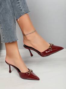 Fashionable Summer New Wine Red Mule Sandals With Buckle Effect Slim Heel Closed Toe