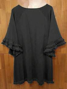 Blusa de mujer talla grande de unicolor con volantes y puños con flecos - Negro - Ver 2