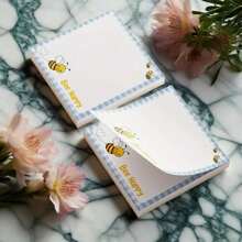 1Pack 50 Sheet Square Bee Notes Sticky Notes For Schools, Offices, And Homes Cute Bee-Themed Stationery For Students, Teachers, And Gifts,School Supplies,Back To School