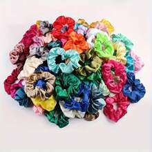 50/30 piezas Elegantes Scrunchies de satén brillante de estilo bohemio, grande/pequeño para moños de mujer, accesorios de cabello de imitación de seda de unicolor para outfits casuales, diademas elásticas adecuadas para coletas y peinados, decoración del hogar y el baño, decoración de otoño, de vuelta a la escuela
