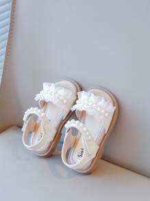 1 Đôi giày sandal đế mềm chống trượt cho bé gái, giày bệt phong cách công chúa viền ren và ngọc trai, thích hợp cho mùa hè - Màu be - Xem 1