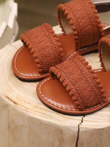 1 Pair Plus Size Brown Toddler/Little Girls Flat Sandals, Knitted Fabric Dual Strap Hook And Loop Back Heel Design Open Toe Fashion Luxury Cute Roman Style Sandals, Suitable For 3-16 Years Old Students For Casual, Holiday, Travel Wear, Spring/Summer 2025
